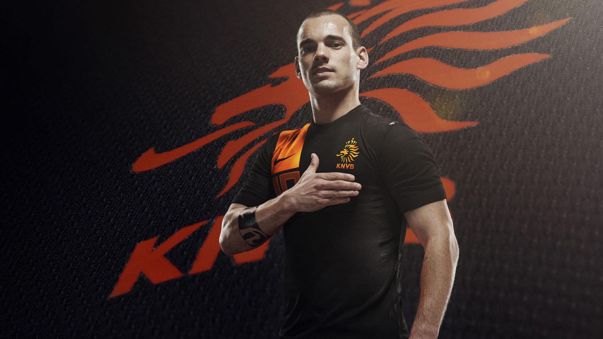 “拳台激战,四川省体育馆见证新拳王诞生!”